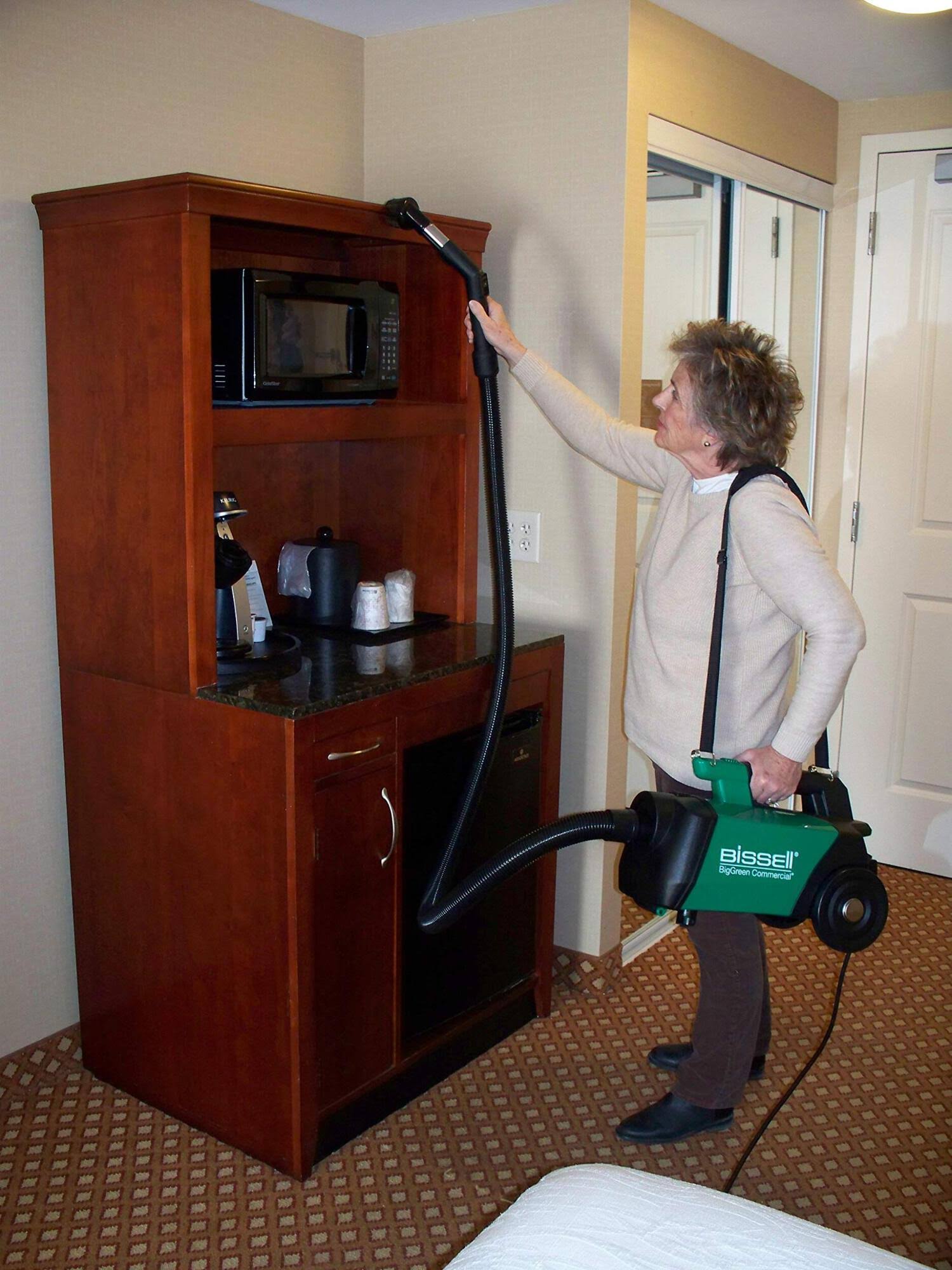 Portable Canister Vacuum S7876