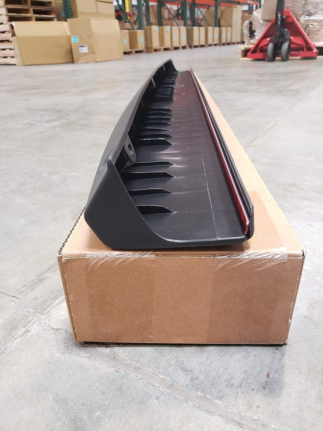 Replacement Tailgate Cap Molding for Dodge Ram Pickup Truck Y559268