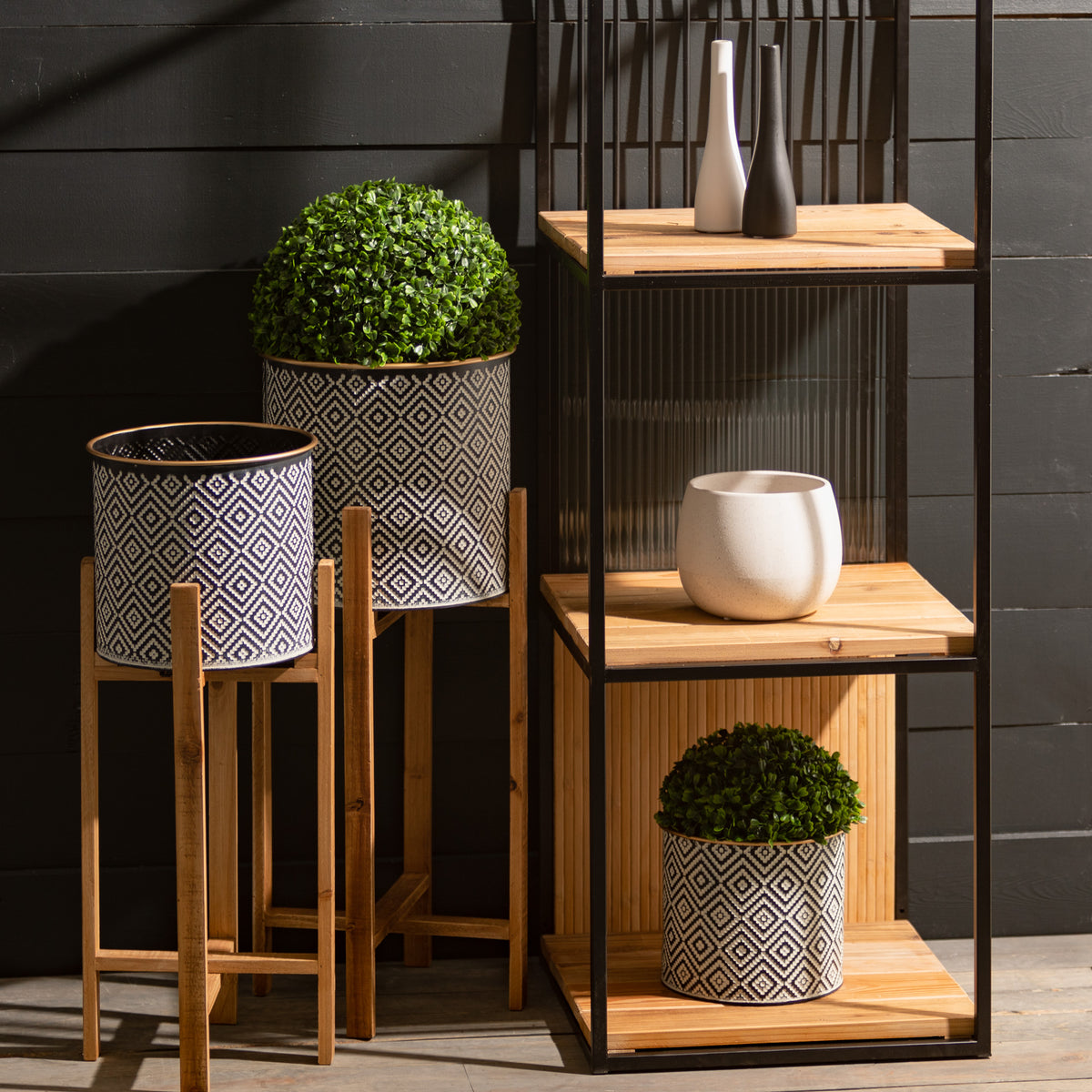 Geometric Motif Metal Planter Set of 3, Multicolored O389
