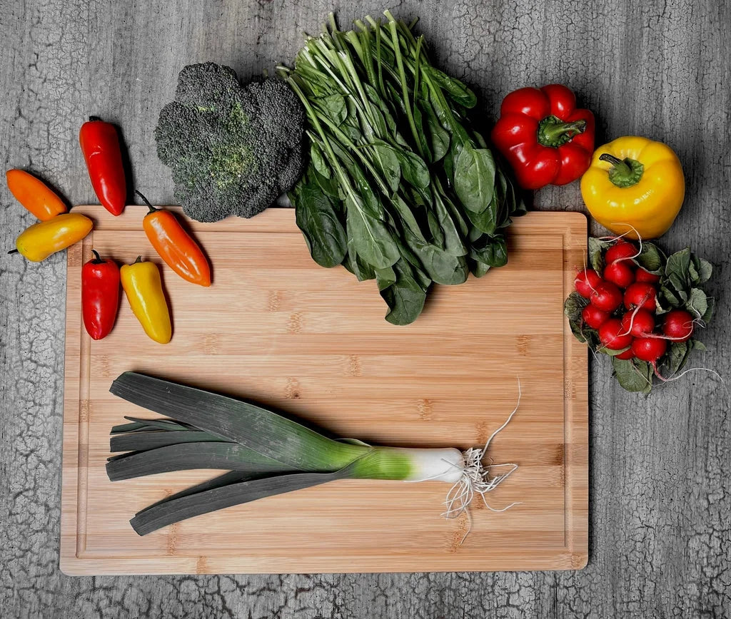 Organic Bamboo Cutting Board with Juice Groove M88931