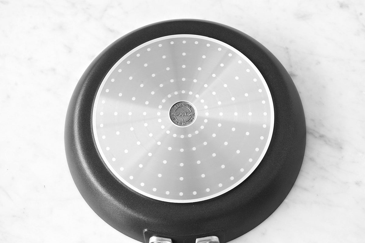 10.25x22 Fry Pan O194