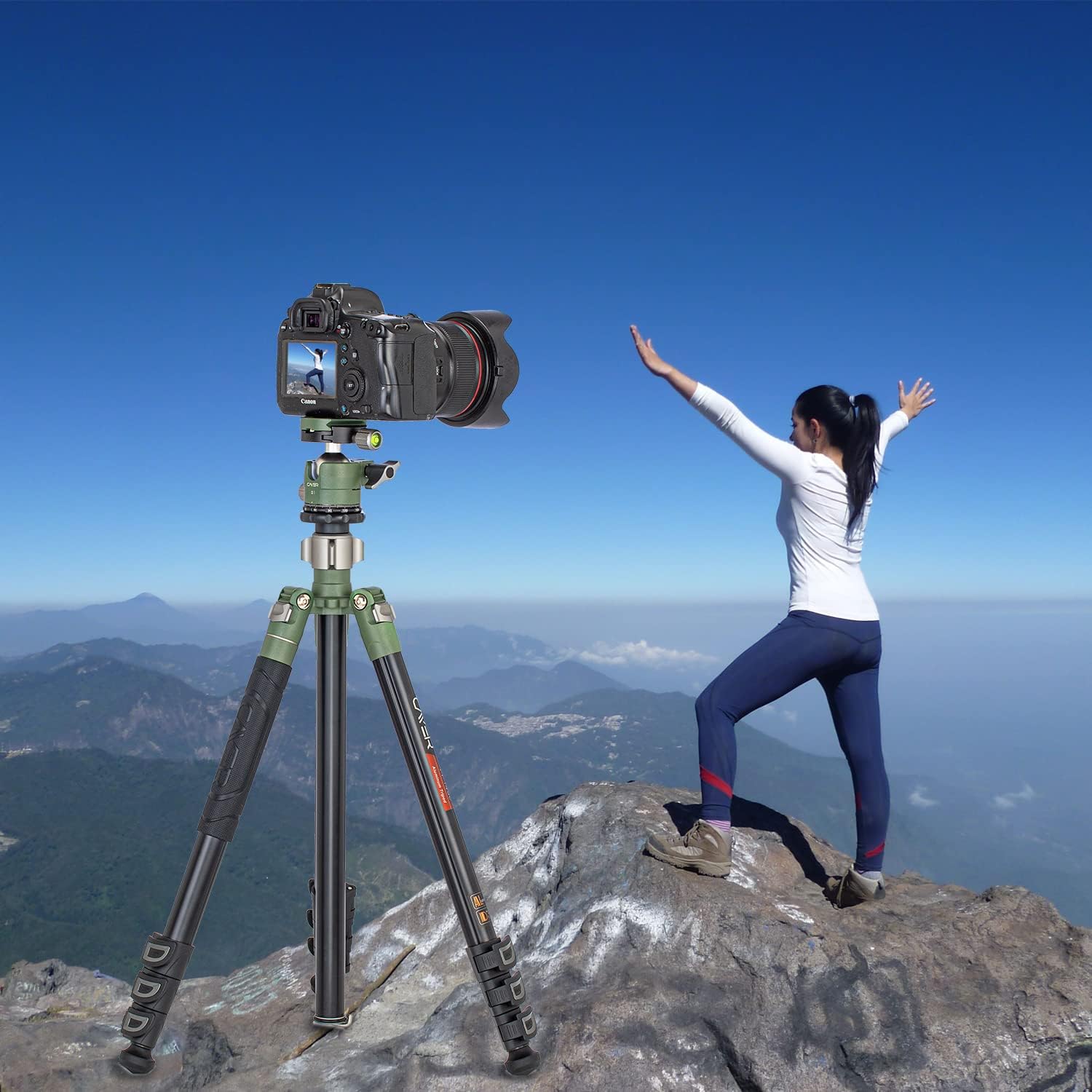 64 inches Aluminium 4-Section Camera Tripod Convertible to Monopod R26331