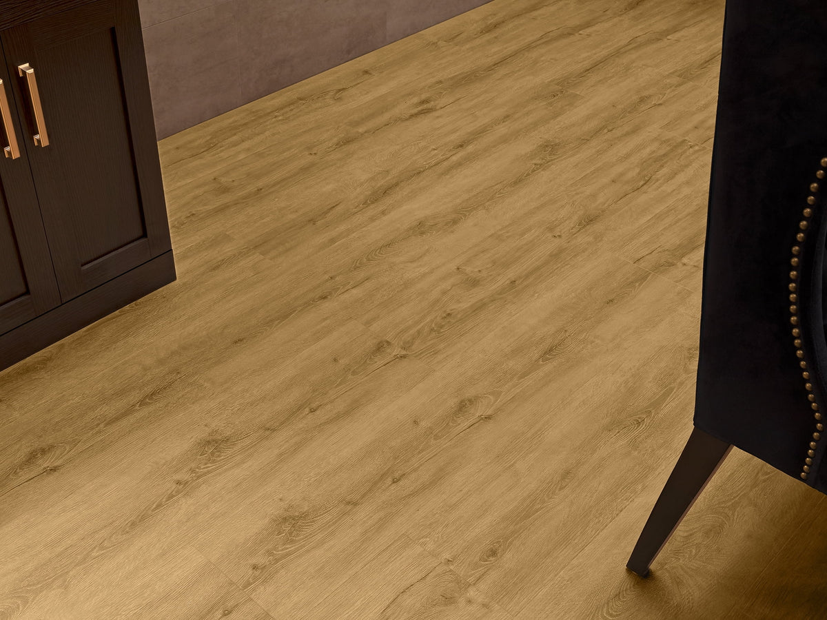 Natural Oak 5MM LVP Flooring 700 Sq ft G1432