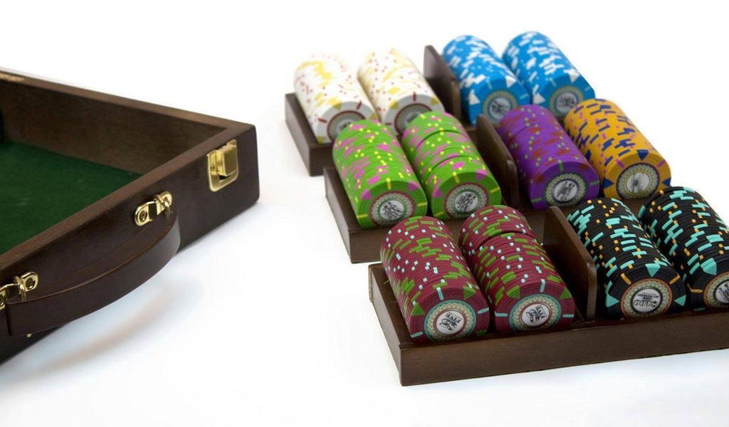 300ct Clay Gaming Chip Set in Walnut Case H178