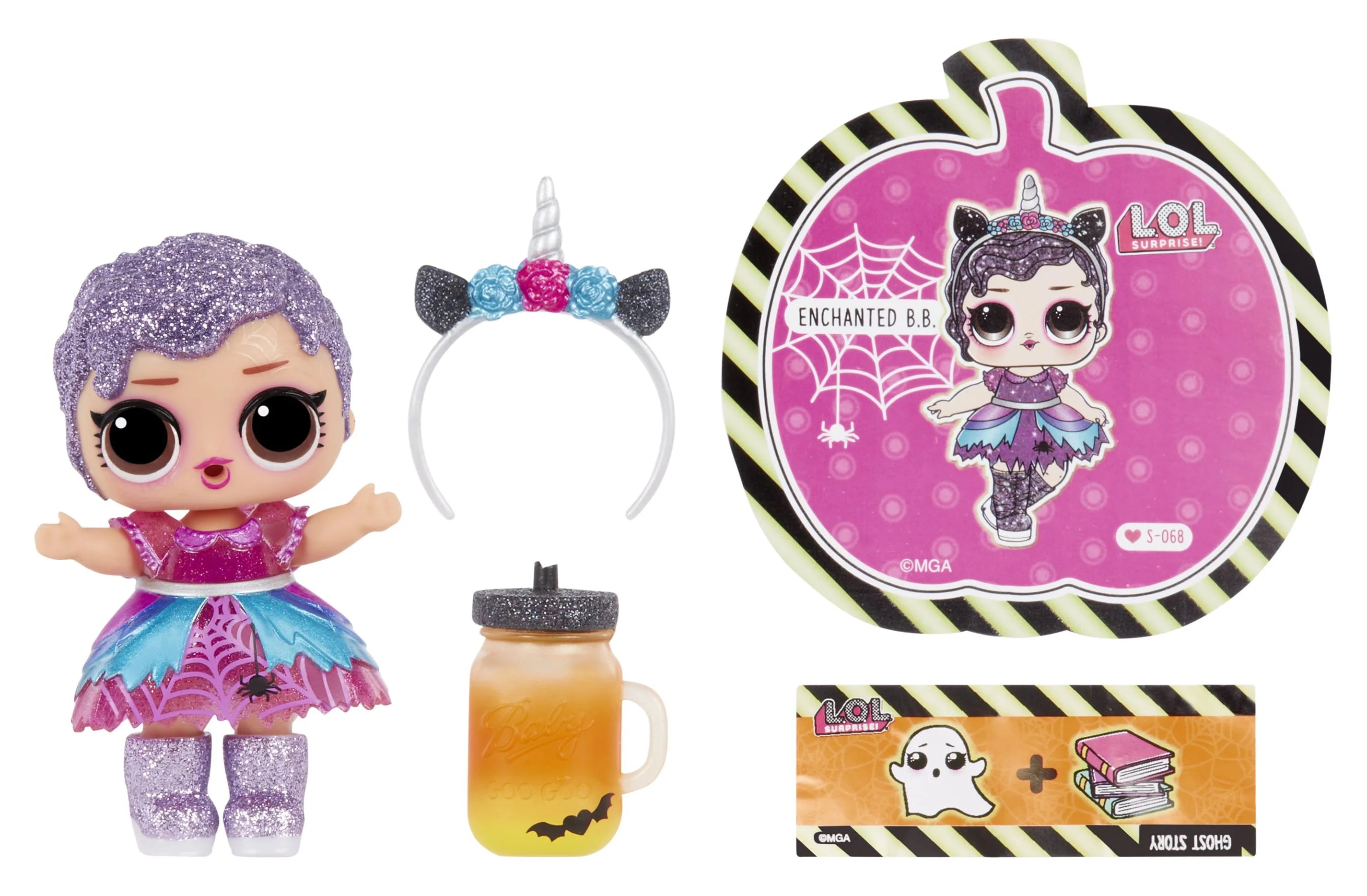 Glow-in-the-Dark Doll with 7 Surprises M990
