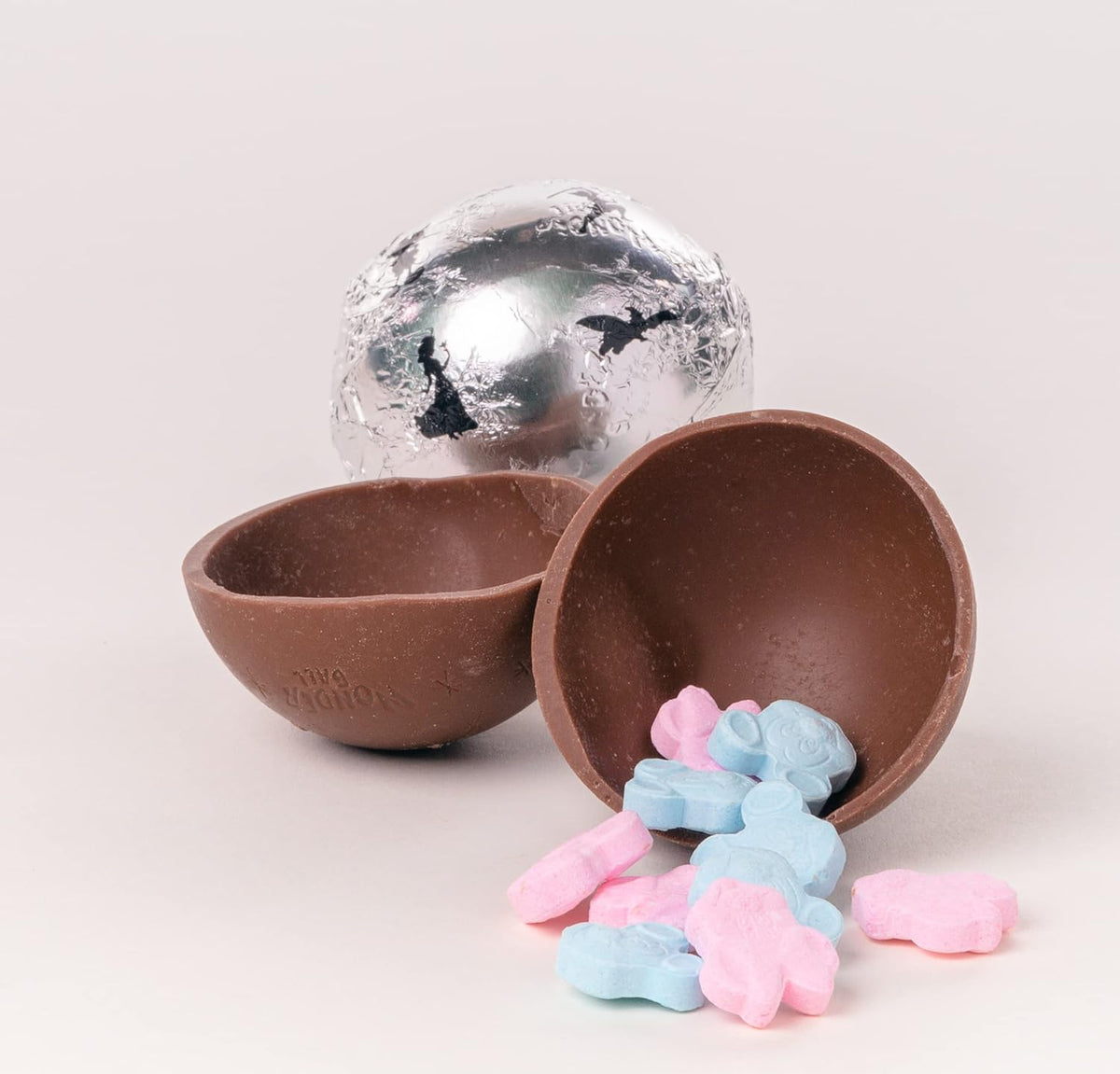 Milk Chocolate Wonder Ball with Surprise Collectible Coin, 10 Pack D7466