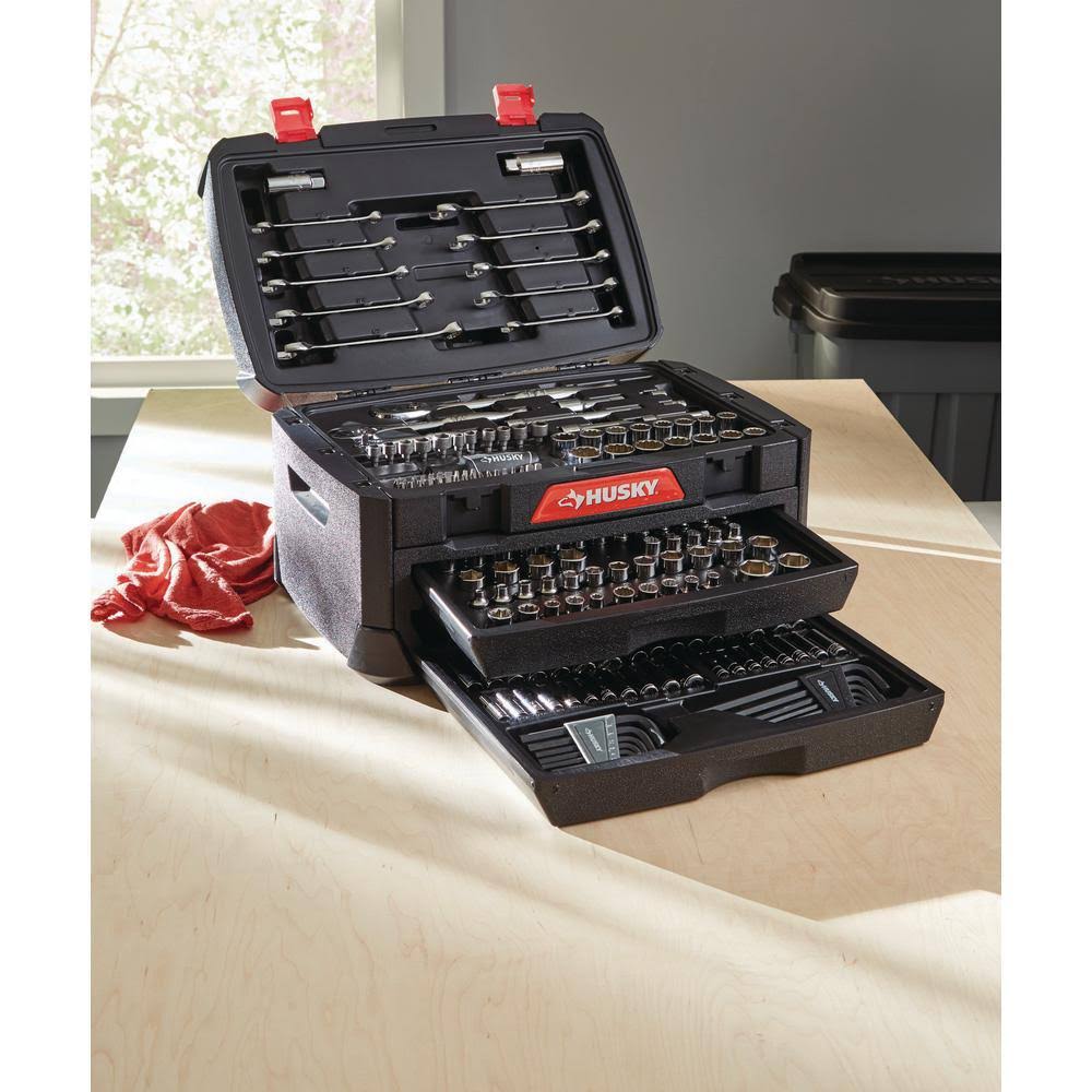 230-Piece Mechanic Tool Set M307